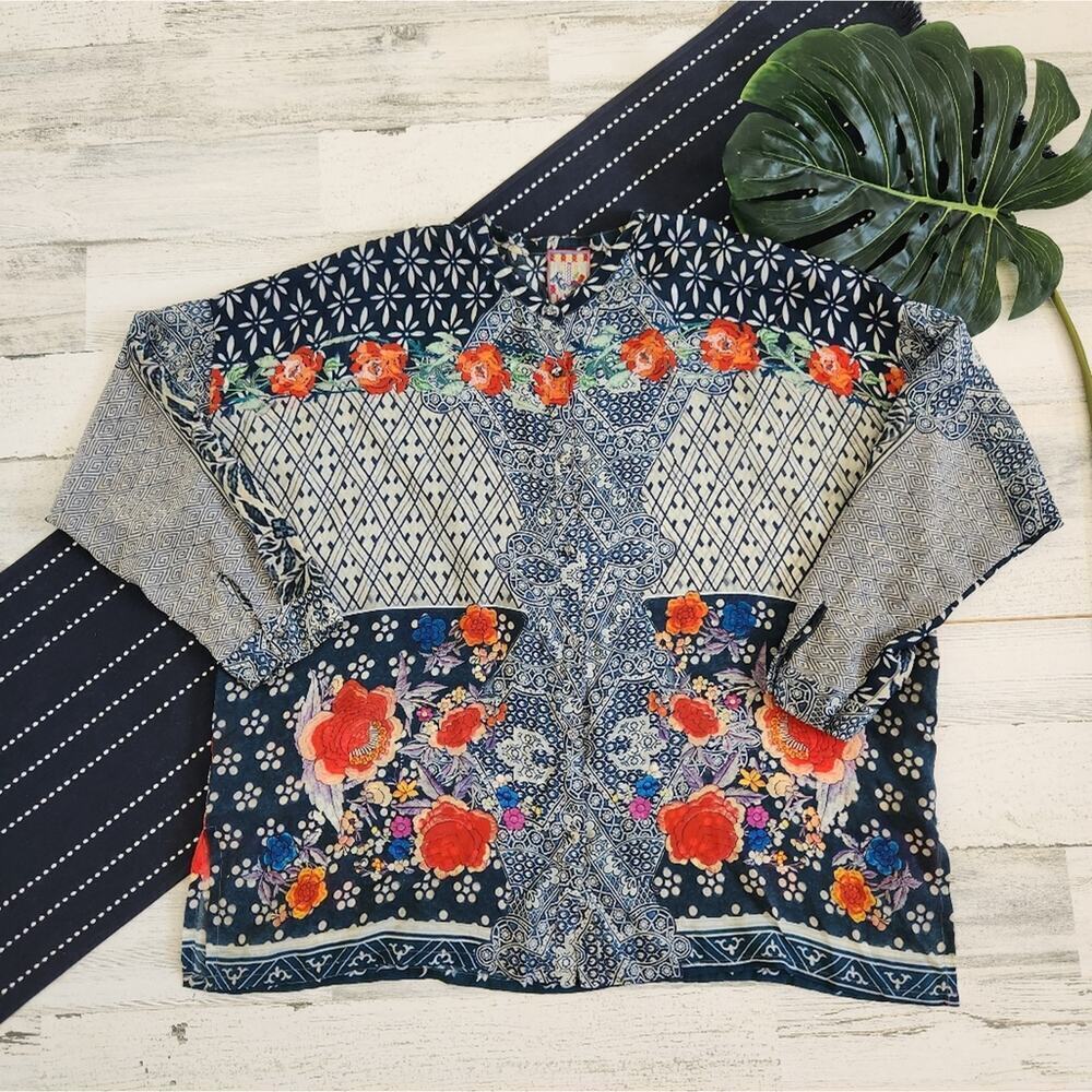 Johnny Was Cosmo Lauren Button Down Shirt Tab Sleeves Printed Small